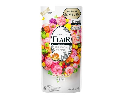 Кондиционер-смягчитель для белья KAO Flair Fragrance Gentle Bouquet с нежным ароматом цветочного букета, сменная упаковка, 400 мл