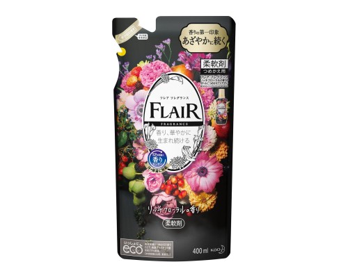 Кондиционер-смягчитель для белья KAO Flair Fragrance Rich Floral с насыщенным фруктово-ягодным ароматом, сменная упаковка, 400 мл.