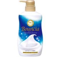 LION Сливочное жидкое мыло "Bouncia" для рук и тела с нежным свежим ароматом (дозатор) 500 мл