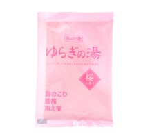 LION Соль для принятия ванны "Bath Salt Novopin Yuragi noYu" с ароматом цветущей сакуры 25 г